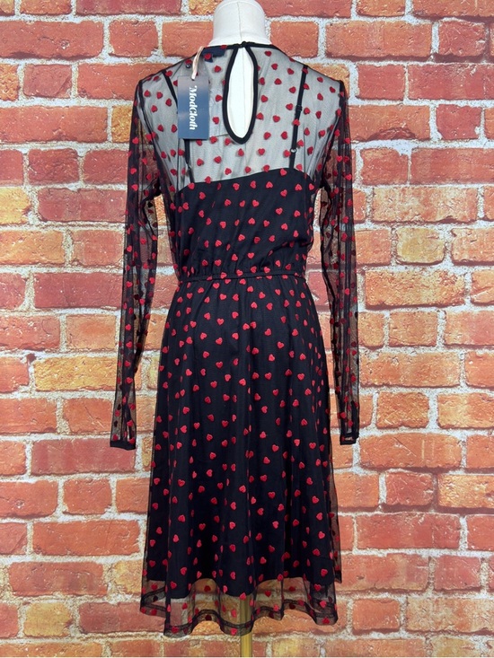 Modcloth Black Dress with Red Heart Pattern Size Small - Picture 4 of 15